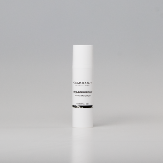 Jauninantis deimanto kremas nuo raukšlių